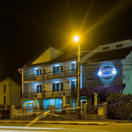 Hotel Raxand Residence Mioveni Exterior foto